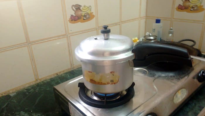 Cook Rice in A Pressure Cooker