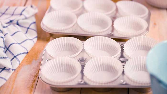 Greasing Your Cupcake Liners
