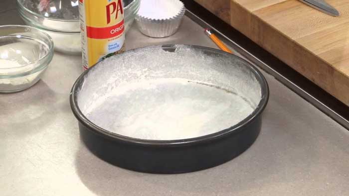 How to Prepare the Pan