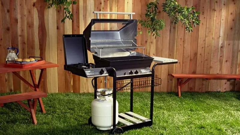 How Do You Hook up a Propane Tank to a Grill
